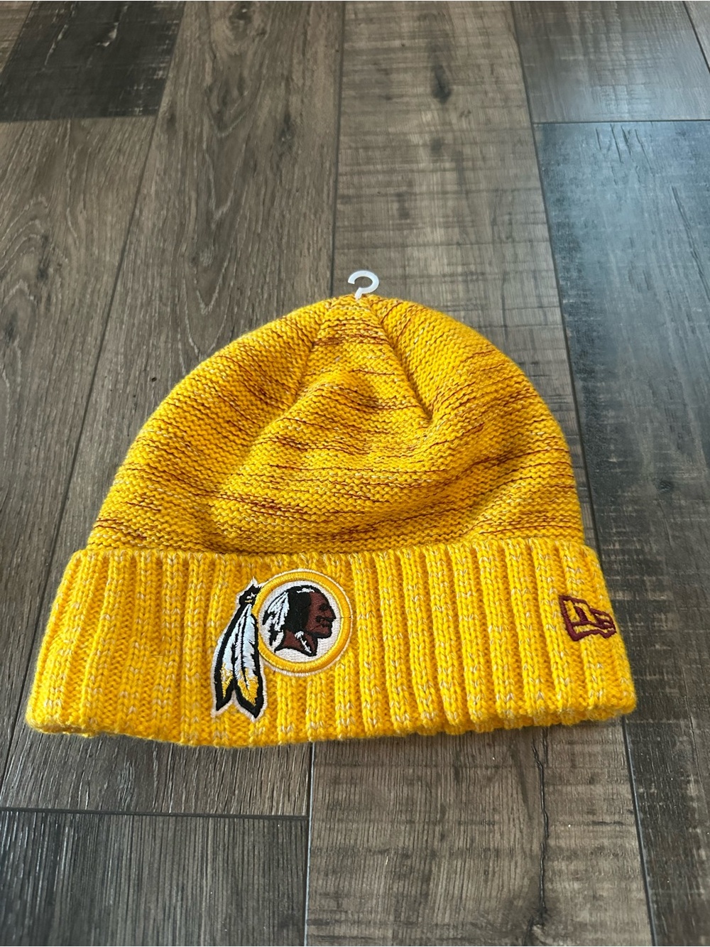 New Era NFL Washington Redskins Knit Beanie Hat, One Size, Burgundy/Gold. NEW!